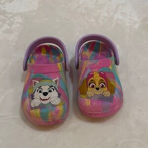 Kids Cartoon Character Slippers - Pink and Multicolor